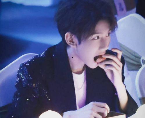 吃瓜娱乐王源完整版,揭秘明星幕后趣事