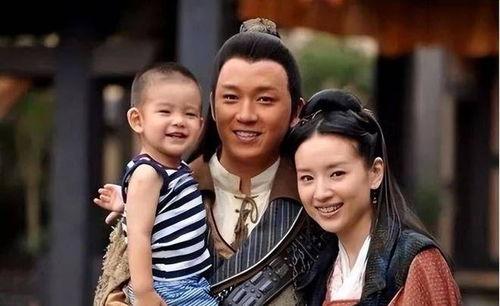 女主娱乐圈吃瓜,女主吃瓜成瘾，揭秘幕后真相